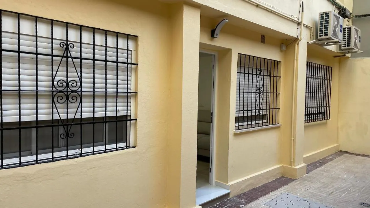 Apartamento Piso de lujo en primera linea de playa y garaje Cádiz