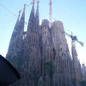 https://apartamento-sagrada-familia.catalonia-hotels.com