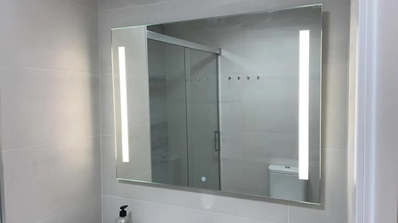 Piso De Lujo En Primera Linea De Playa Y Garaje Cádiz Appartement